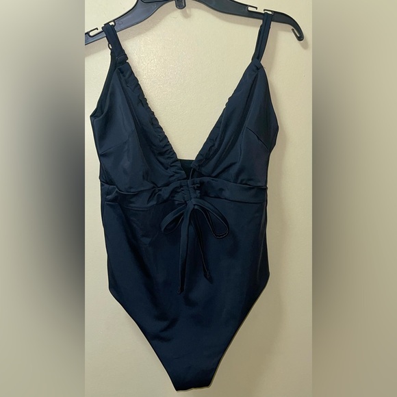 ASOS DESIGN ONE PIECE SOLID COLOR SWIMSUIT V-NECK WOMEN LACE UP BLACK SIZE 8E/F - Picture 5 of 11